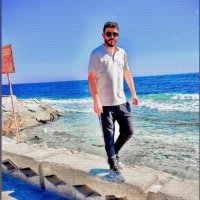 Une photo d’un participant qui veut faire connaissance et se marier